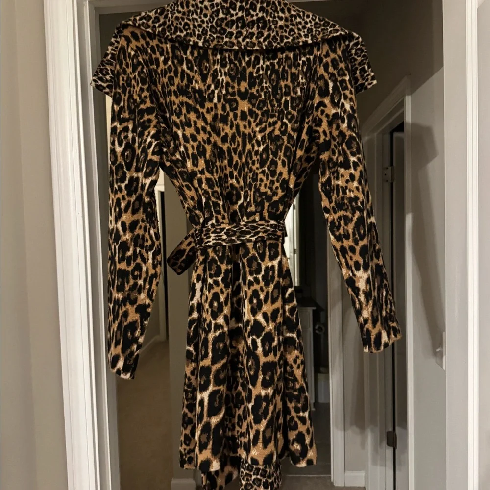 White House Black Market Leopard Print Trench Coat - Brown & Black - Picture 4 of 6